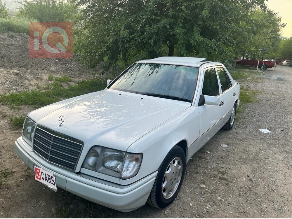 مرسيدس بنز E-Class